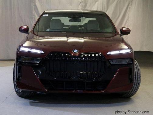 2024 BMW 760 760i xDrive
