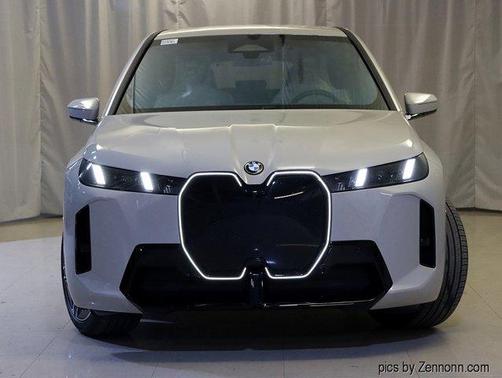 2026 BMW iX xDrive45