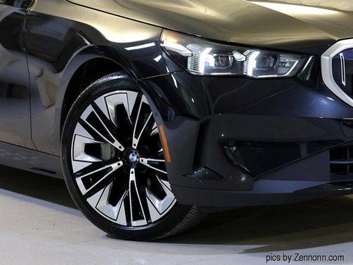 2025 BMW 540 i xDrive