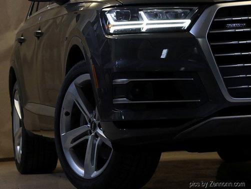 2019 Audi Q7 55 Prestige