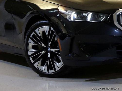 2025 BMW 540 i xDrive