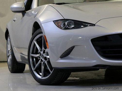 2022 Mazda MX-5 Miata RF Grand Touring