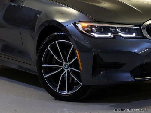 2022 BMW 330 i xDrive