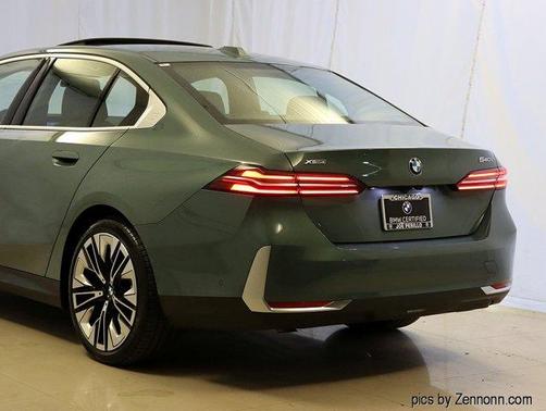 2024 BMW 540 i xDrive