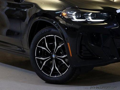 2025 BMW X4 xDrive30i
