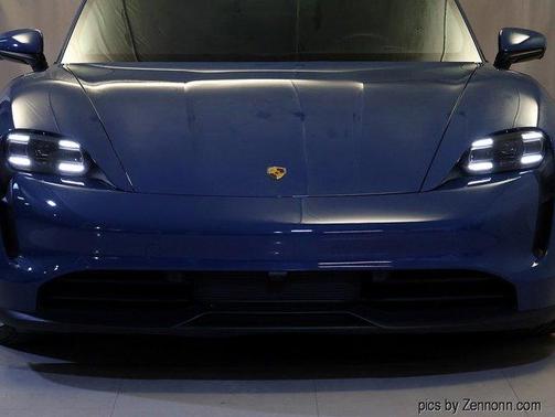 2022 Porsche Taycan Base