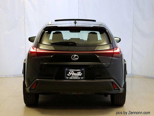 2025 Lexus UX 300h BASE