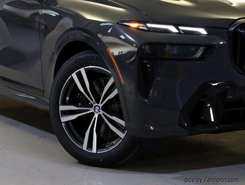 2026 BMW X7 M60i