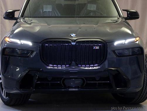 2026 BMW X7 M60i