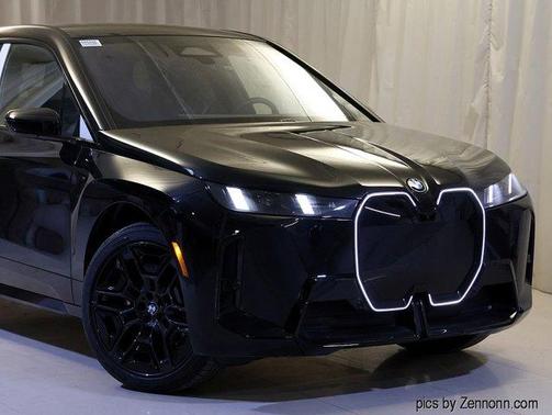 2026 BMW iX xDrive60