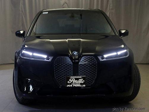 2025 BMW iX M60