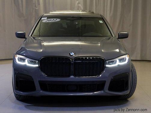 2022 BMW 750 i xDrive