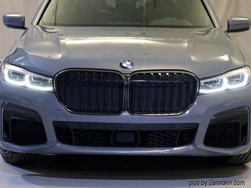 2022 BMW 750 i xDrive