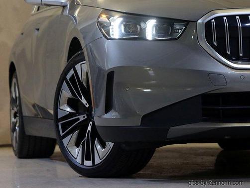 2025 BMW 540 i xDrive