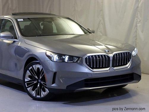2025 BMW 540 i xDrive