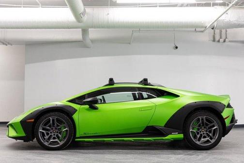 2024 Lamborghini Huracan Sterrato Base