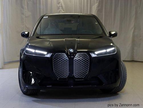 2025 BMW iX xDrive50