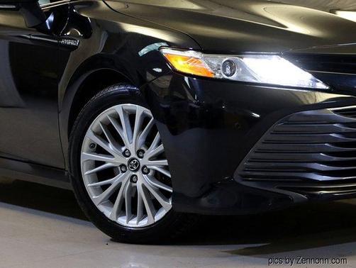 2018 Toyota Camry Hybrid