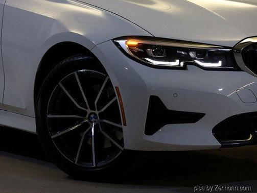 2021 BMW 330 i xDrive