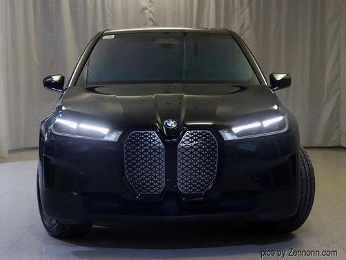 2025 BMW iX xDrive50