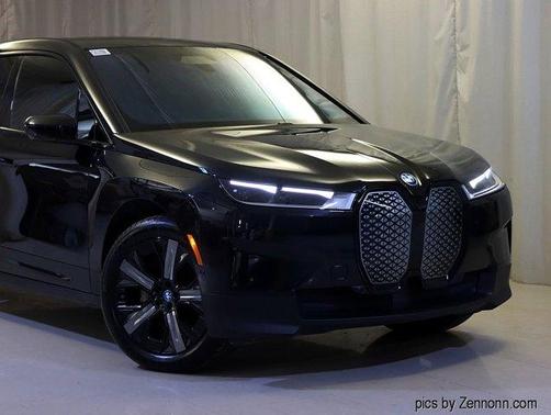 2025 BMW iX xDrive50