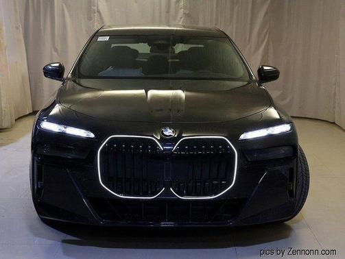 2026 BMW 760 760i xDrive