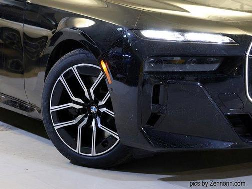 2026 BMW 760 760i xDrive