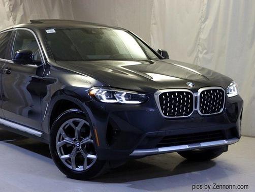 2023 BMW X4 xDrive30i