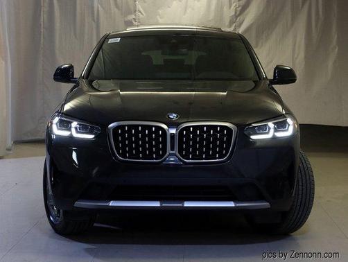 2023 BMW X4 xDrive30i