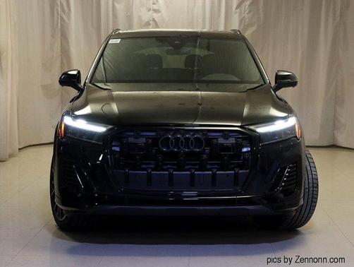 2025 Audi Q7 55 Premium Plus