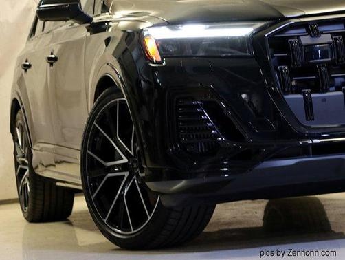 2025 Audi Q7 55 Premium Plus