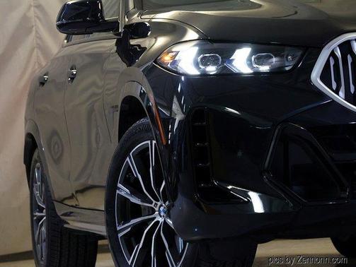 2025 BMW X6 xDrive40i