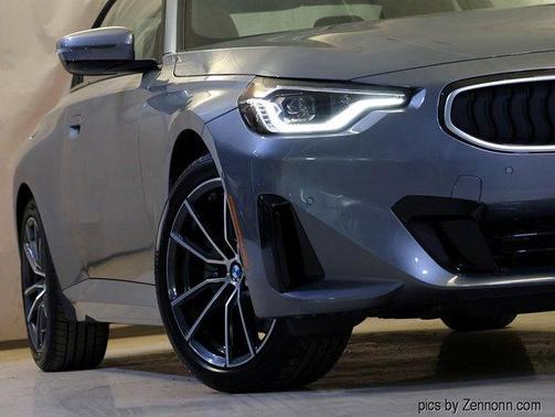 2025 BMW 230 i xDrive