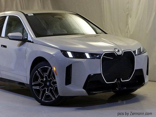 2026 BMW iX xDrive45