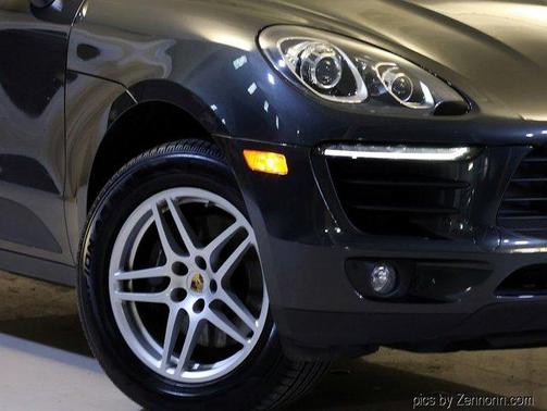 2018 Porsche Macan 