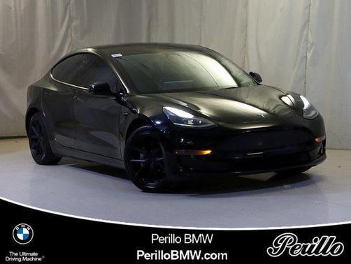 2022 Tesla Model 3 Base