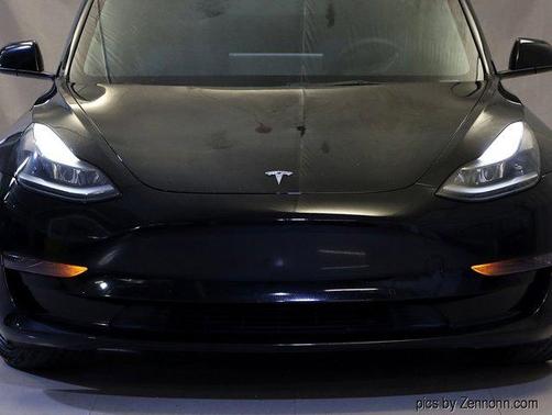2022 Tesla Model 3 Base