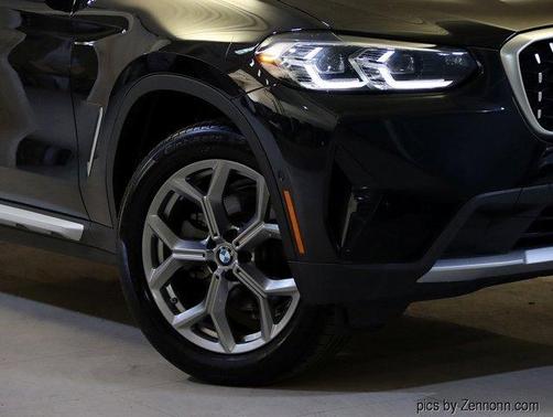 2025 BMW X4 xDrive30i