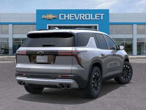 Sterling Gray Metallic 2027 Chevrolet Traverse AWD Z71