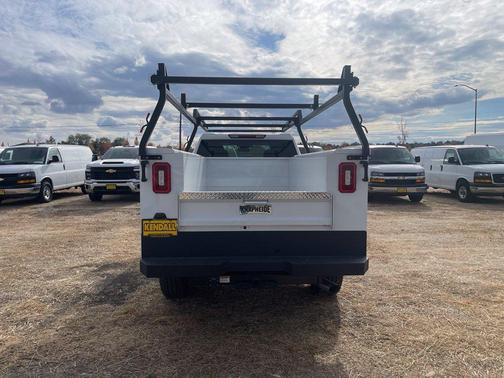 Summit White 2026 Chevrolet Silverado 3500 Crew Cab, Long Bed, WT Dual Rear Wheel, RWD