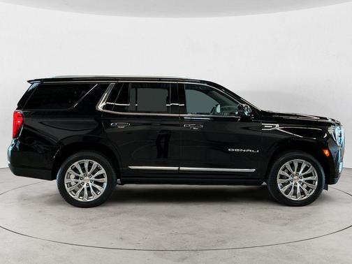 Onyx Black 2022 GMC Yukon Denali