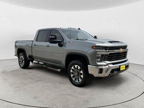 Sterling Gray Metallic 2024 Chevrolet Silverado 2500 LT