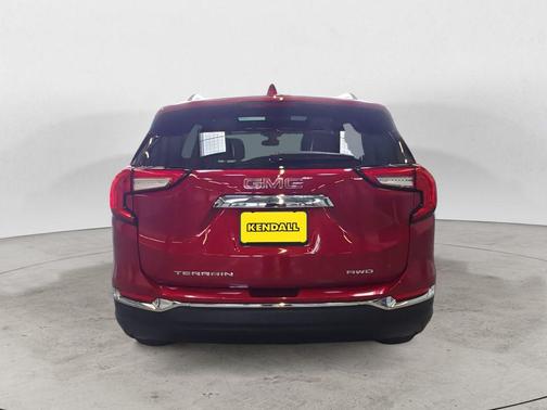 Cayenne Red Tintcoat 2022 GMC Terrain SLT