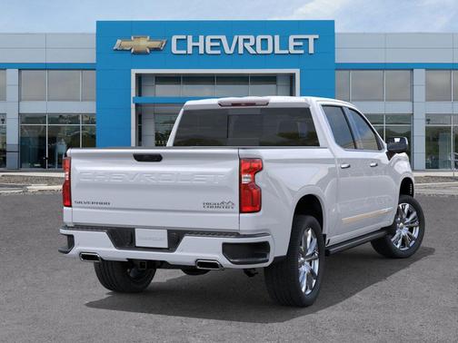 Polar White Tricoat 2026 Chevrolet Silverado 1500 High Country