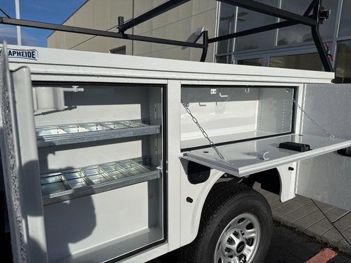 Summit White 2026 Chevrolet Silverado 3500 Crew Cab, Long Bed, WT Dual Rear Wheel, RWD