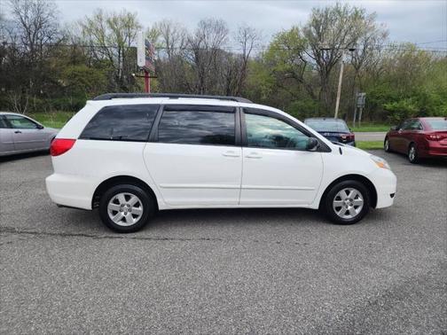 2008 Toyota Sienna CE