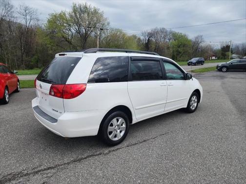 2008 Toyota Sienna CE
