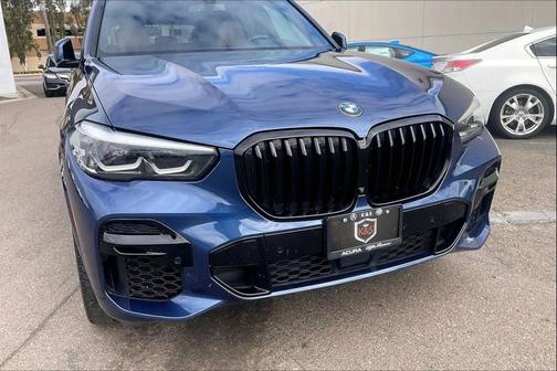 Phytonic Blue Metallic 2022 BMW X5 sDrive40i