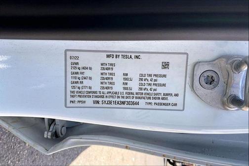 2022 Tesla Model 3 Standard Range