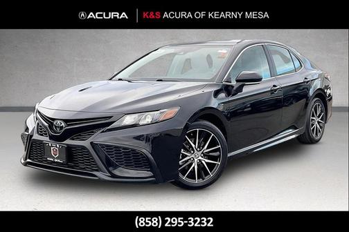 2024 Toyota Camry SE